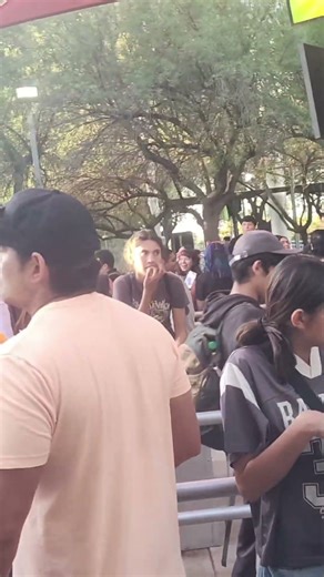 X2's queue line growing longer to fill switchbacks | Six Flags Magic Mountain California (11/1/2025)