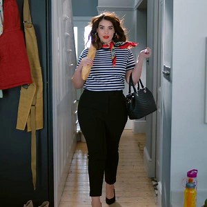 13K views · 102 reactions | Ooo lala! She only popped in for a french stick and walked out feeling chic. 稜 #FandFClothing #Tesco #Womenswear #Ionlypoppedinfor | F&F | Facebook