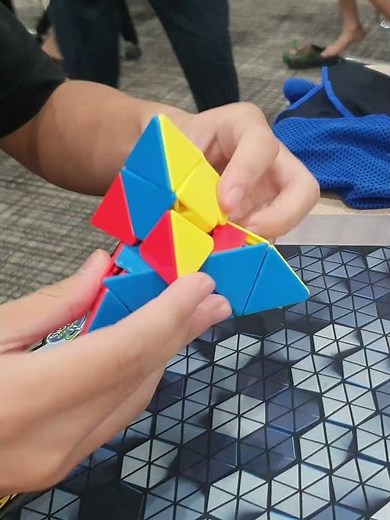 1.34 Pyraminx NR Single!