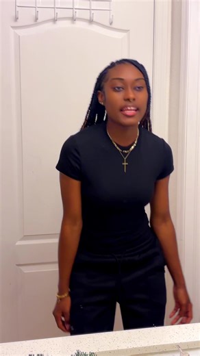 It’s ovaaaa 😉🙃🖤 #brythsky