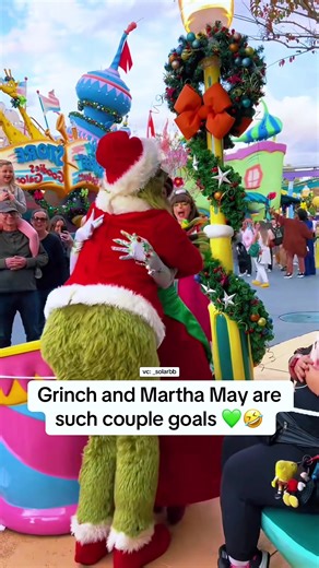 Funny Grinch Moments 😂😂#grinchtiktok #grinchmas #funnyvideos #usa🇺🇸 #christmas