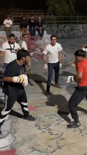 ⋆𝒀𝑨𝒀𝑶⋆¹¹¹ on Instagram: "#boxing #streetlife streetboxin VOL.III"