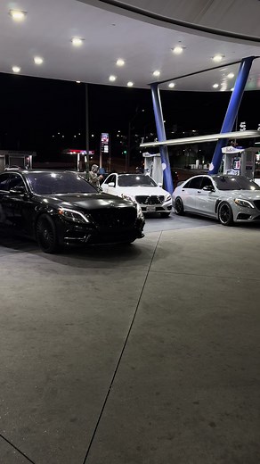 Did we win the trend? #sclass #s550 #mercedes #trending #gasstation | Mercedes S Class