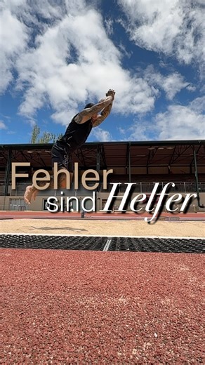 Fehler sind Helfer. Nur anders buchstabiert. Es gab eine Zeit, da habe ich Fehler wie Feinde behandelt. Jeder Fehltritt fühlte sich an wie ein Beweis dafür, dass ich nicht gut genug bin. Ich versuchte, sie zu verstecken, zu verdrängen, zu vergessen. Doch Fehler lassen sich nicht abschütteln. Sie flüstern dir nachts ins Ohr, spiegeln sich in deinem Blick. Sie bleiben. Eines Tages, nach einem besonders schmerzhaften Fehler, habe ich aufgehört zu kämpfen. Erschöpft habe ich zugehört - und etwas Mag