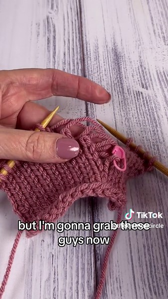 Picking up multiple knit stitches when you have a dropped stitch tragedy! #knitting #knit #knittersoftiktok #knittingtutorial #theknittingcircle