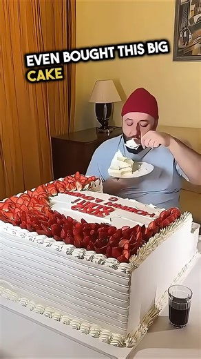 🎂 Largest Birthday Cake Ever! 🎉 #mukbang #food #cake #birthdaycake #foodlovers
