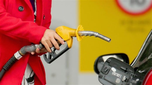 Man stunned after friend charges him $2.47 for fuel money