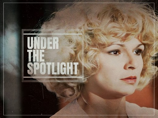 Examining Julie Walters' performance in 'Educating Rita'