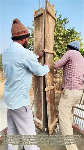 Stripping Column Formwork: How Removing Wooden Molds Finishes a Concrete Pillar