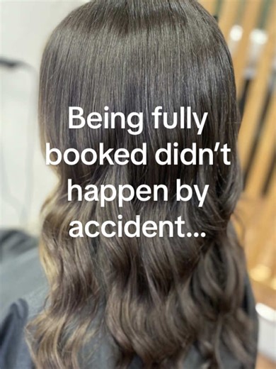 How to Become a Fully Booked Stylist