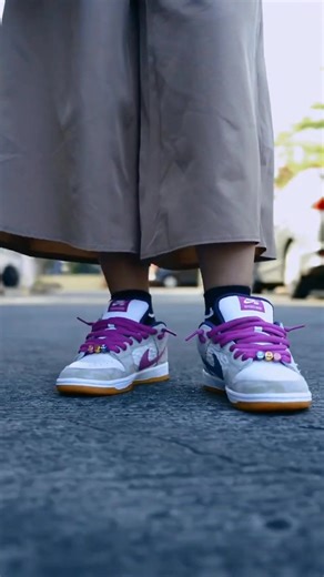 The collab between nike & rayesa #foryoupage #goviral #sbdunk #nike #skateboarding #sneakers #junedreviews #shoes #adidas