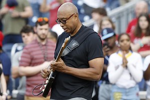 Bernie Williams Set To Make Debut With New York Philharmonic
