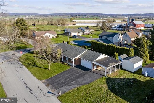 205 Jennifer Ln, EPHRATA, PA 17522 | Estately 🧡 | MLS# PALA2088206