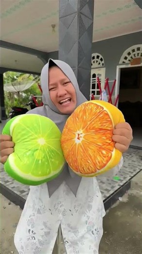 Two Hands VS Stuck Objects = Laugh Explosion 😃😁😃