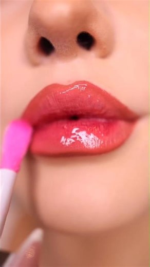 My fav lip combo 🫦 Macqueen Jelly Plumping Water Tint Deep Red Wemakeup Lip#beautytiips #lips #asmr