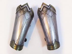Wonder Woman Bracers - Etsy