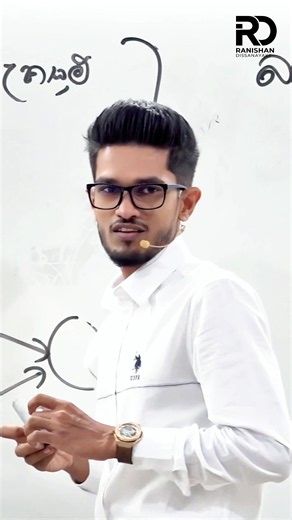 ලස්සන ලයිට් දමා බස් එක ආවා - විදුලි ප්‍රභා සමඟ බස් ගමන් දර්ශනය