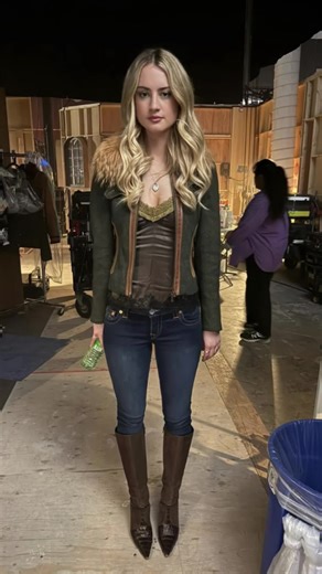 Lucy’s outfits in #tellmelies | tell me lies