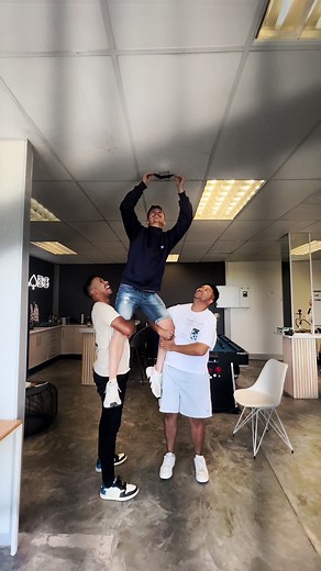 Quick vibe check in the office ♠️ acelabs