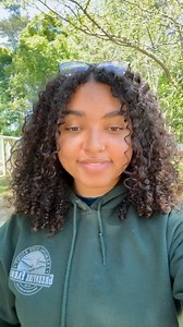 Let’s talk about the pros and cons of having broody hens! Depending on what you’re looking for, a broody lady may be exactly what you need! 🐥 Let us know in the comments, if you prefer broody or non broody hens! 🐓🐣 #greenfirefarms #farmingdoneright #farmlife #farm #farming #sustainablefarming #sustainability #chickens #poultry #hatchingeggs #homestead #backyardchickens #backyardpoultry #chickensofinstagram #chickenlife #heritagechickens #countryliving #backyardpoultrymag #broodyhen | Greenfir