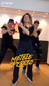 6.9K reactions · 399 shares | Siempre listos pa’ dance  Always ready to dance  - https://bit.ly/3nxaCr4 | Daddy Yankee | Facebook