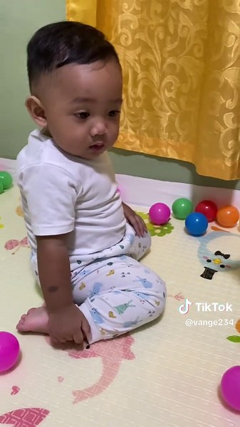 50 Baby Balls: Fun and Safe Toys for Infants