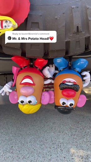Reply to @lauren16ronnie Potatoes are back! #lgbtq #beyou #behappy #jeepgirl #toystory #disney #houston #fyp #page
