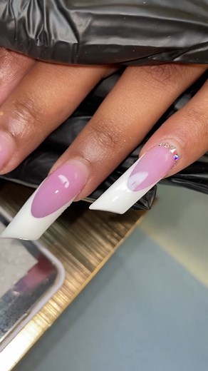 3 Week Nail Refill: Step-by-Step Acrylic Application Tutorial