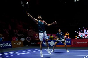 2025 BWF Arctic Open Day 1 Results: Anmol Kharb upsets World No.21, Dhruv Kapila and Tanisha Crasto cruise into second round