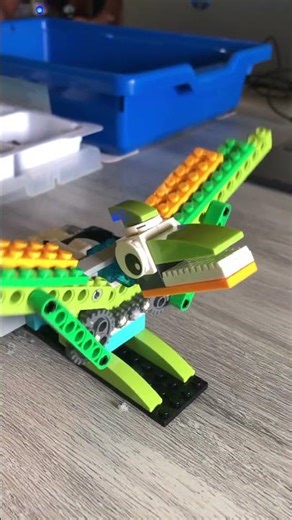 Lego Wedo 2.0 Pterosaurus #lego #wedo #robot #dinosaur #pteranodon