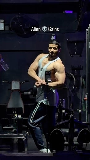 Alien 👽 Gains | Shoulder Workout Natural