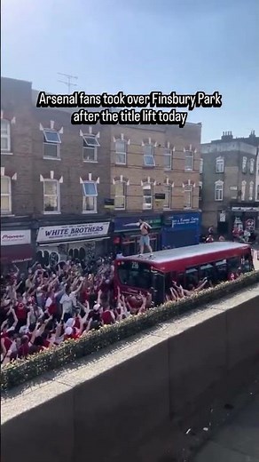Arsenal fans took over Finsbury Park after lifting the league title #football #arsenal #afc #fans