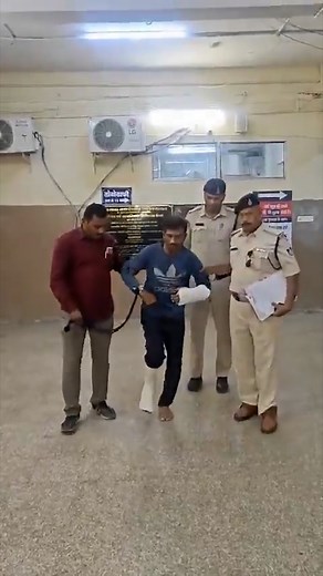 A disturbing incident has emerged during Australia’s ODI World Cup title defence, with allegations of an assault on two players in India. | News.com.au