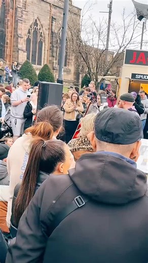 @Tom Walker thank you!!! #yourtime #yourmusic #epicmorning giving back to his fans with 2 gigs in Tamworth Town #legend oh and to Ben aka @spudman for being you … #goat #spudarmy #fyp #foryou #tomwalker