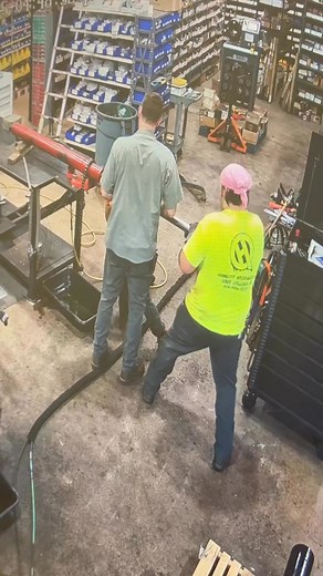 Ma Na Ma Na #hydraulics #cylinder #friday #qhhoseshop #hoses #new #guy #newguy | Quality Hydraulics, LLC