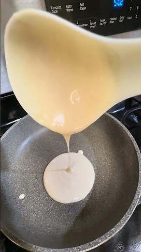 How Does Pancake Batter Spread Like This? #batter #howto #shorts