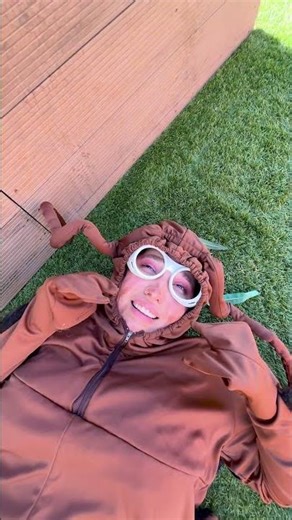 Cage the Cockroach Challenge! 🪳🗑️😱