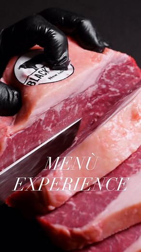 This is the MENÙ EXPERIENCE, a tasting of the world’s best beef: New Zealand Angus and Japanese Wagyu. After trying it, everything will seem different to me. # We’ll be waiting for you every evening from 7.30pm ☎️ 39 3295363750 💻www.ristorantebellavida.com @bella_vida_ristorante #corsoitaliagenova Vi aspettiamo tutte le sere dalle 19.30! #wagyubeef #wagyu #showcooking #angus #wagyugenova #genovafood #topwine #corsoitaliagenova #bellavidagenova #genovaalbaro #genovafoodporn #genovatoday #genovab