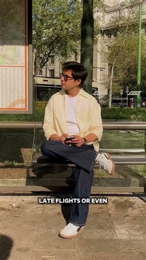 Dragging your suitcase in Milan? No way! Drop it at Radical storage and enjoy the city hands-free!