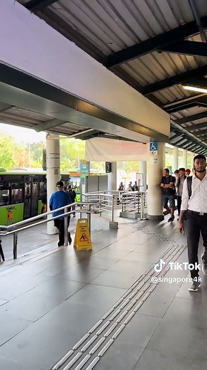 Traveling from Singapore to Malaysia: A Quick Guide