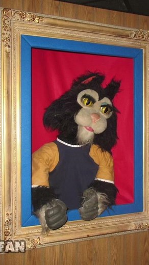 Some footage of the 1977 chuck e cheese and crusty the cat