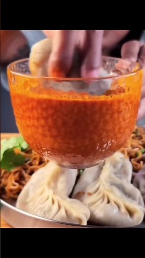 ASMR: Eating spicy dumpling momos 🥟🤤 Big momos😍 types of people Eating momos 😋 momos Mukbang 🥟