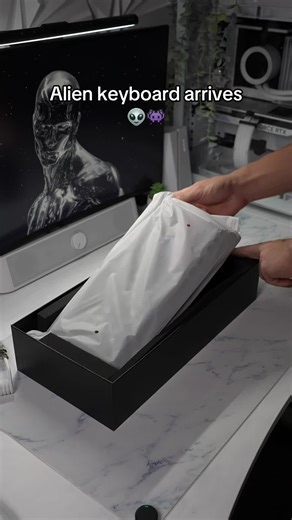 Gravastar K1 Alien Keyboard: The Ultimate Gaming Experience