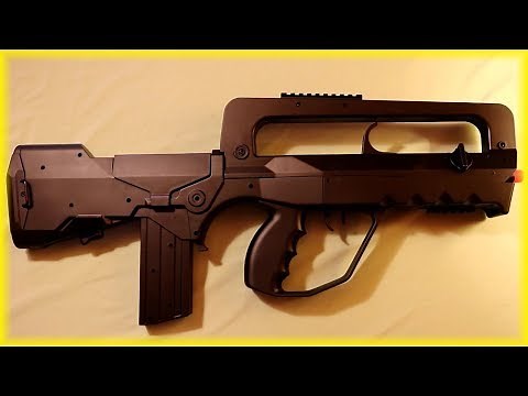 Airsoft Famas: Spring Powered Rifle Review