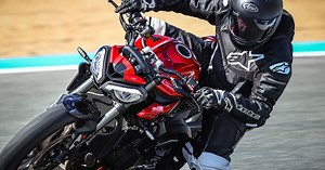 MO Tested: Alpinestars Fusion 1-Piece Leather Suit Review