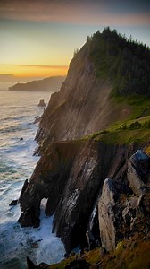 37K views · 745 reactions | Neah-Kah-Nie Mountain. Where sheer basalt rock cliffs meet the Pacific Ocean. The most breathtaking views I’ve ever seen. #oregoncoast #oregonexplored #tillamookcoast #hikeoregon #hikeoregoncoast | Trent Olson | Facebook