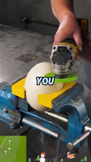 Olas just wandeing off at Disneyland Paris at the New World of Frozen coming next March! Beyond cute#disneyland #WorldOfFrozen#frozen #disneyadventureworld#disneylandparis