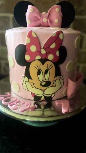 DG Funcakes on Instagram: "Mini mouse cake in soft pink tones 💗 Perfect for birthdays and sweet celebrations, this custom mini cake features polka dots, bows, and an adorable mouse-inspired design ✨ Custom cakes made to order. Limited availability. Taking orders for May 2026 — DM to book 💌"