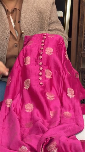 PANKAJ THAKUR CKC on Instagram: "Stitching Style by Pankaj Thakur. Whatsapp- 7901901640 (Not for sale)"