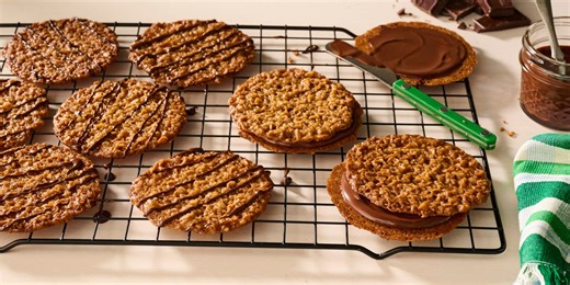 Ree Drummond's Lace Cookies Are Buttery, Crispy, and Impossible to Resist